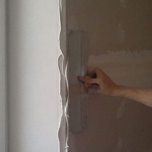 Отделка откосов на окна, реставрация откоса окна